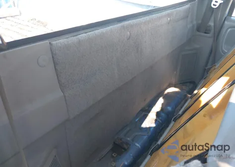 1997 Ford Ranger из США, поврежденный, VIN 1FTCR10U1VTA43019